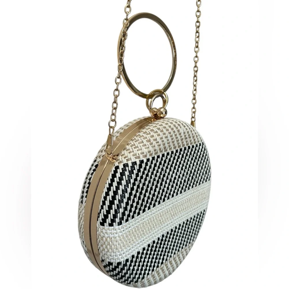 Savanna Cream Black Round Woven Crossbody Satchel Gold Chain Boho Bag Purse - Picture 4 of 13